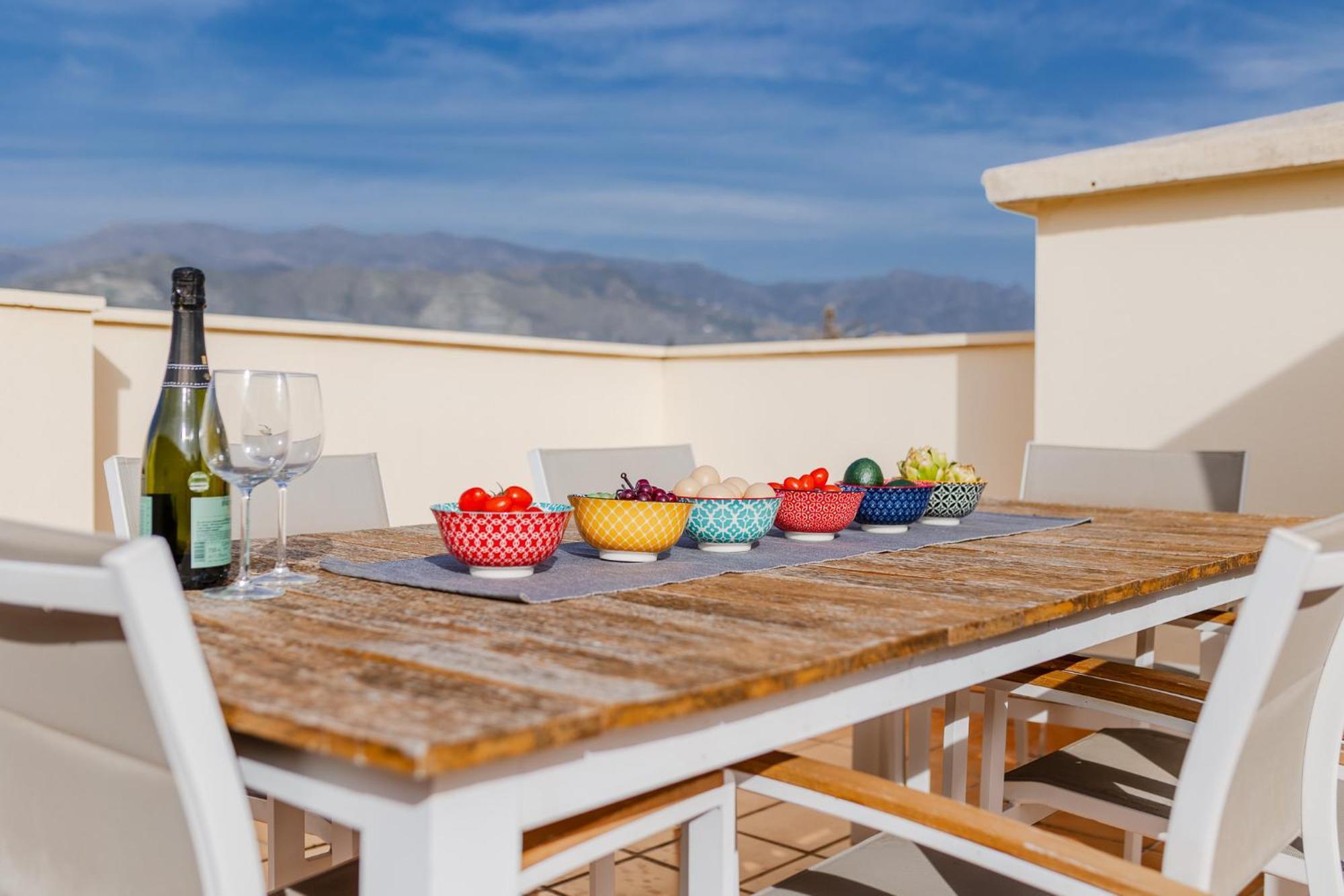 Blue Nautico - Penthouse With Stunning Views Of La Herradura 拉海瑞德拉 外观 照片